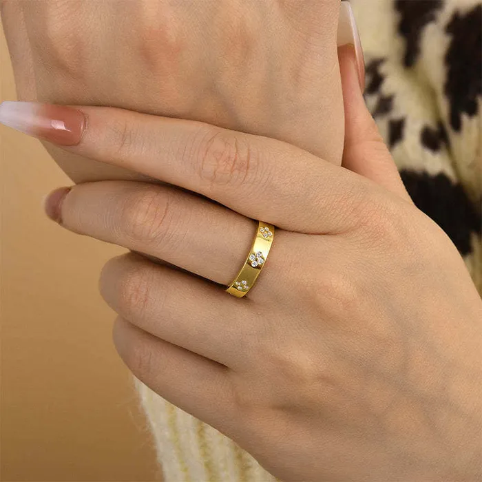 Golden Tone Art Carved Wedding Band shineofdiamond Rings