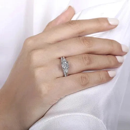 Sunday 14K White Gold Round 3 Stone Diamond Engagement Ring Setting Only GABRIEL CO Rings