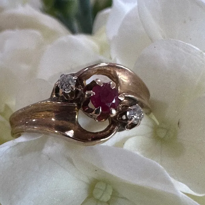 ONeills Estate Jewelry Rings Art Nouveau Ruby and Diamond Ring 20000062