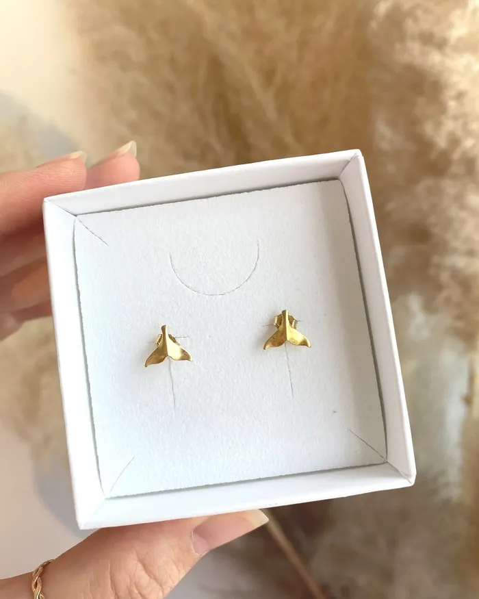 Earrings ERIJEWELRY Whale Tail Stud Earrings
