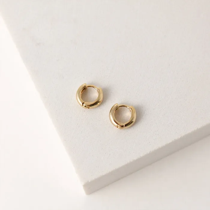 Gold Bea Huggie Hoop Earrings Lovers Tempo Earrings