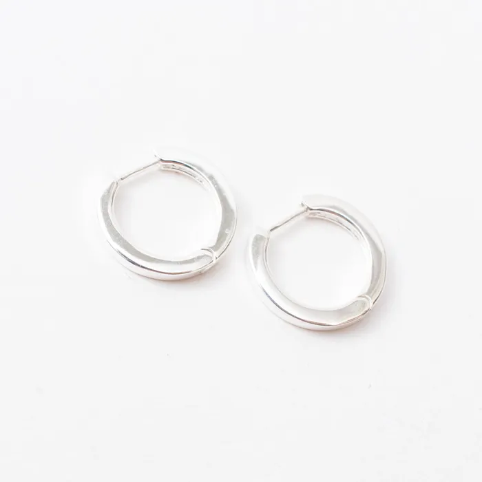 Silver Flat Squared Click In Hoops Tashi Earrings